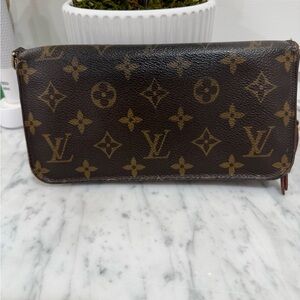 Louis Vuitton Brown and Tan Monogram Clutch